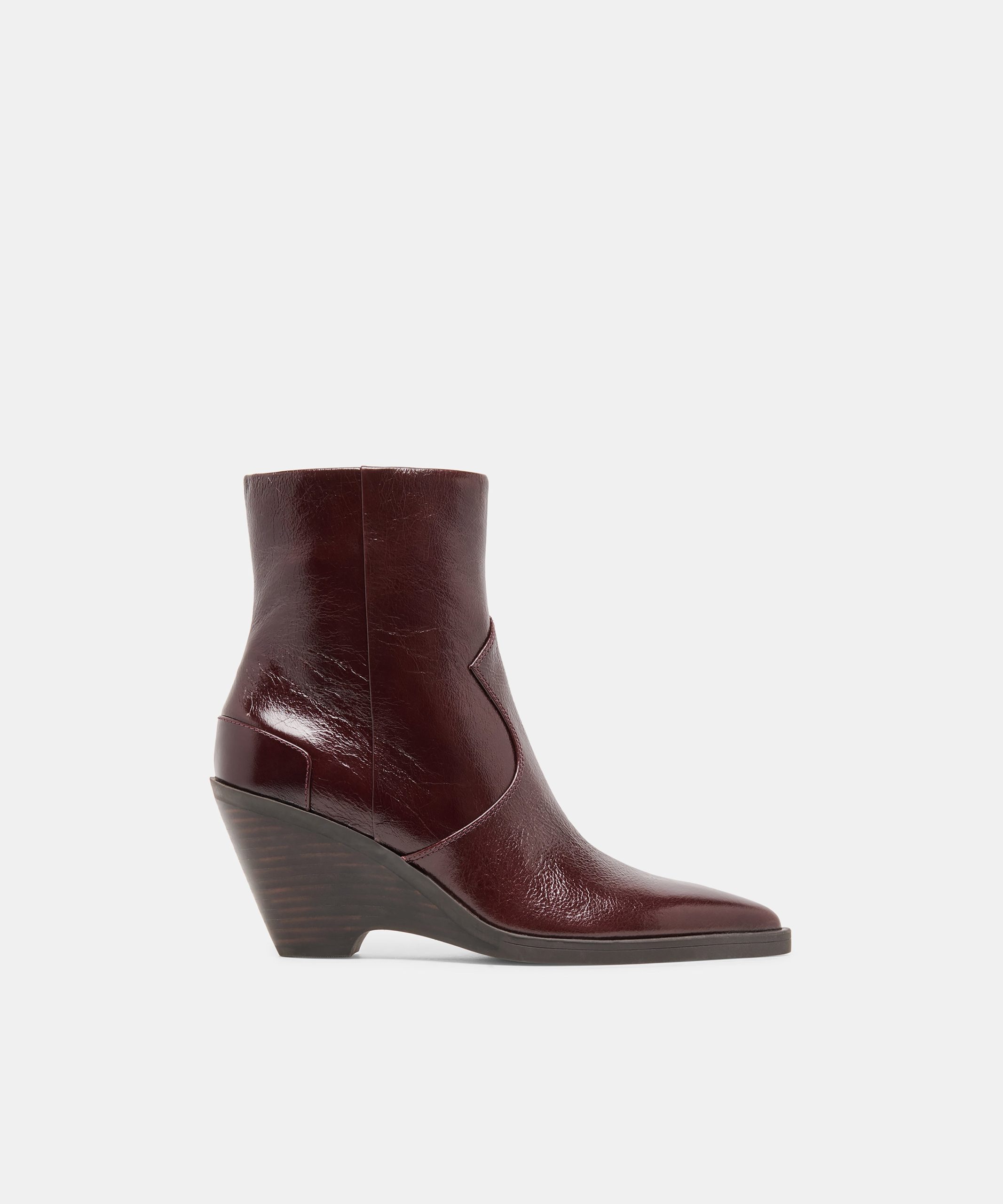 DOLCEVITA-BOOT_ASHTIN_BROWNBERRYCRINKLEPATENT-02_0544cc8e-3782-42dd-a40f-e49bcc2d3512