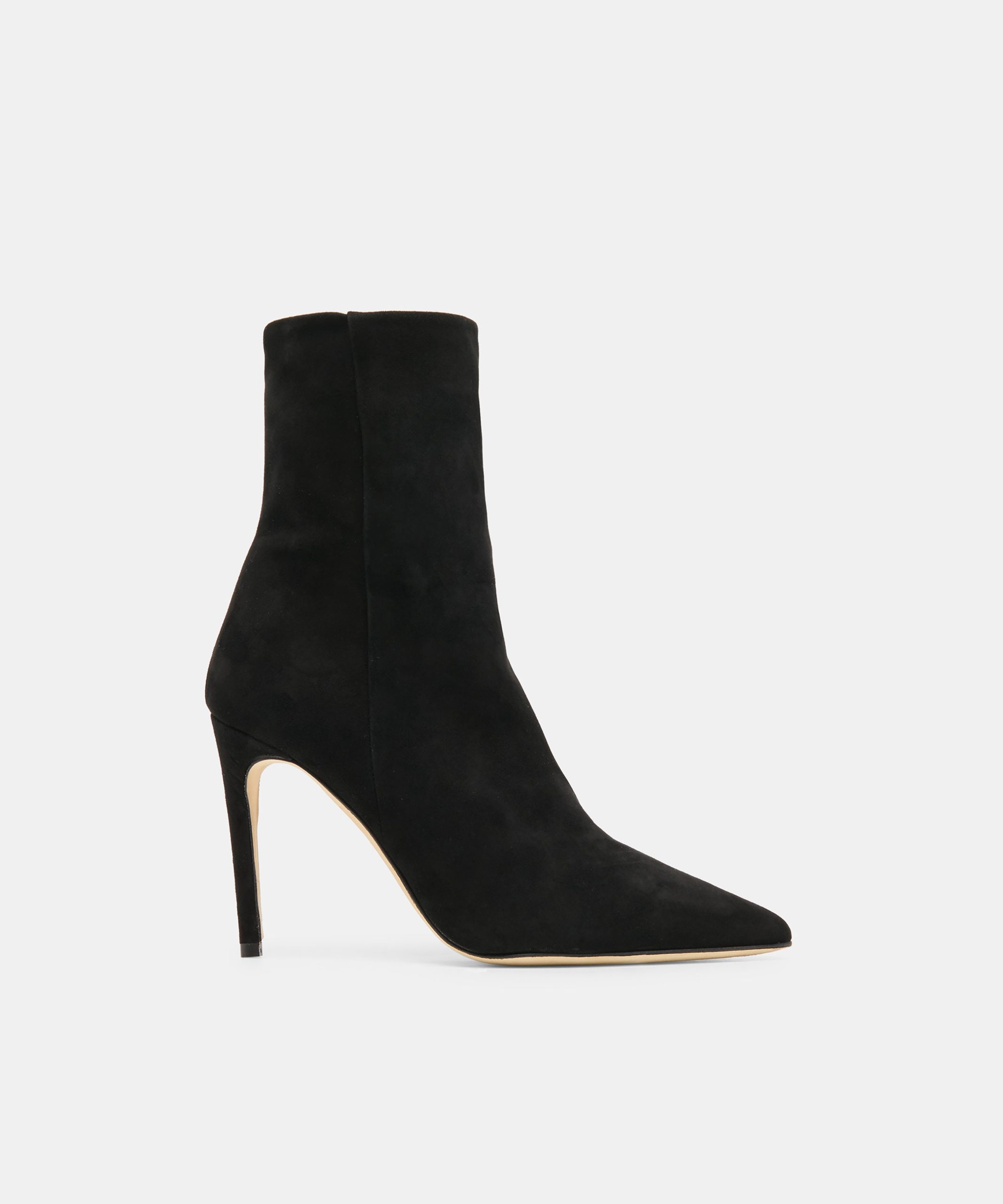 DOLCEVITA-BOOT_DANITY_ONYXSUEDE-02_a080b6d1-d071-4717-9ba5-ef95067237c7