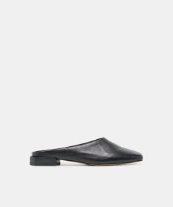 MACLYN FLATS BLACK LEATHER